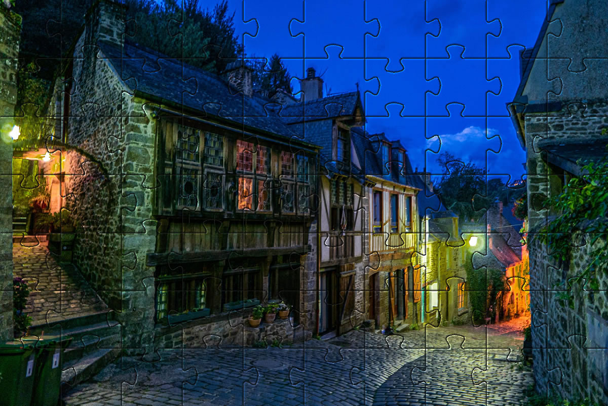 Jigsaw picture of the town of Dinan