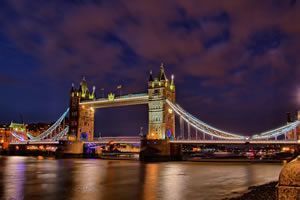 Jigsaw Puzzles - traditional online jigsaw - London Bridge at Night